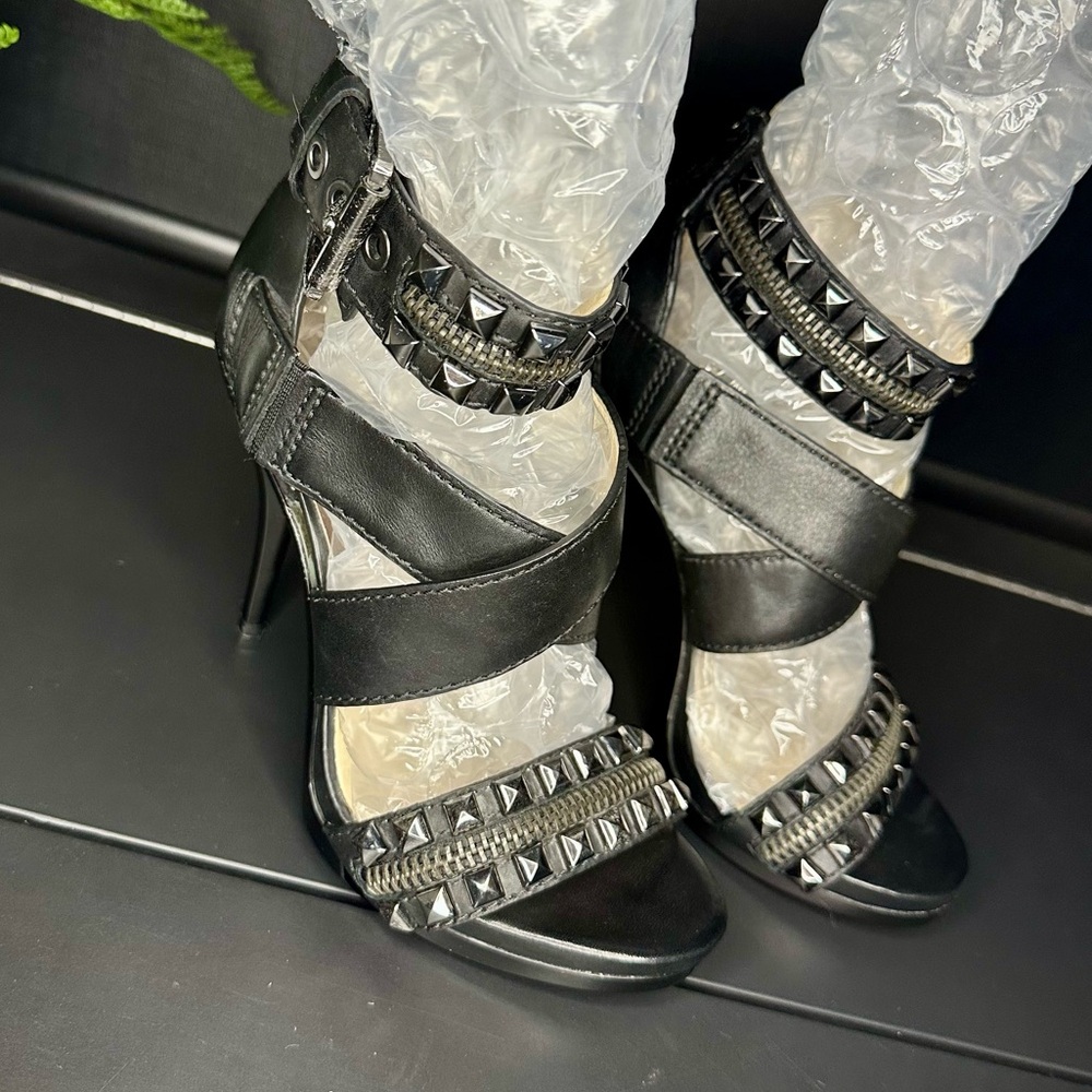 Michael Kors Rock and Roll Gladiator Black Leather Heel Size 6.5